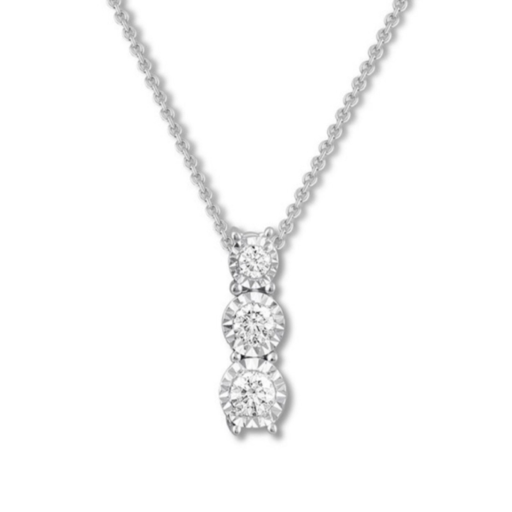 Three stone diamond necklace